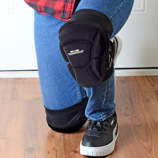 30014 Lightweight Kneepad Sleeve with Adjustable Strap - Image 2